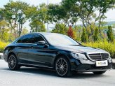 Mercedes-Benz C200 Exclusive 2020 - Màu đen, biển HN