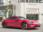 Porsche Taycan Turbo 2021 - Màu đỏ Carmine Red