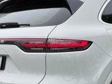 Porsche Cayenne S 2018 - Bán xe màu trắng