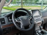 Toyota Land Cruiser VX 4.6 V8 2020 - Xe màu đen, xe nhập