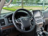 Toyota Land Cruiser VX 4.6 V8 2020 - Xe màu đen, xe nhập