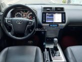 Toyota Land Cruiser Prado VX 2022 - Xe màu đen, nhập khẩu