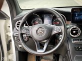 Mercedes-Benz GLC 300 4Matic 2016 - Xe màu trắng