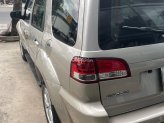 Ford Escape 2010 - Bán ô tô mới 95% giá chỉ 335tr