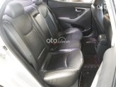 Hyundai Elantra 2015 - Màu bạc, nhập khẩu nguyên chiếc