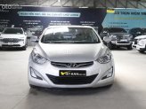Hyundai Elantra 2015 - Màu bạc, nhập khẩu nguyên chiếc