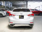 Hyundai Elantra 2015 - Màu bạc, nhập khẩu nguyên chiếc