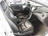 Hyundai Elantra 2015 - Màu bạc, nhập khẩu nguyên chiếc