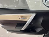 Toyota Corolla Altis 1.8E MT 2019 - Số sàn bản đẹp, xe không lỗi nhỏ, keo chỉ zin, không 1 giọt sơn ngoài