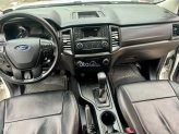 Ford Ranger XLS 2.2 4x2 AT 2018 - Cần bán gấp, xe form 2019, xe gia đình, giá tốt 550tr