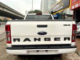 Ford Ranger XLS 2.2 4x2 AT 2018 - Cần bán gấp, xe form 2019, xe gia đình, giá tốt 550tr