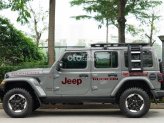 Jeep Wrangler Rubicon 2022 - Model 2023, màu xám xi măng