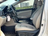 Hyundai Elantra   2.0 AT 2019 - Giá còn cực tốt