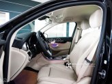 Mercedes-Benz GLC 200 V1 2022 - Tặng bảo hiểm vật chất 1 năm