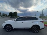 Mitsubishi Outlander 2.0 CVT Premium 2021 - Biển SIÊU VIP.