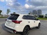 Mitsubishi Outlander 2.0 CVT Premium 2021 - Biển SIÊU VIP.