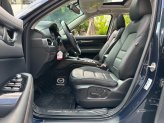 Mazda CX-5 2022 - màu xanh cavansite