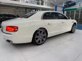 Bentley Flying Spur 2016 - Động cơ V8