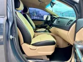 Kia Sedona 2.2 DAT 2016 - Trang bị: cam hành trình, ghế da cao cao cấp, gương hậu tự động chóng chói,  vô lăng 3 chấu