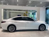 Lexus ES 250 2023 - Bảo dưỡng miễn phí hoàn toàn trong 3 năm (60,000km)