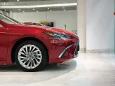 Lexus ES 300h 2025 - Bảo hành chính hãng 5 năm không giới hạn Km