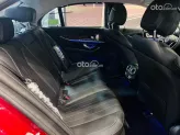 Mercedes-Benz E200 Exclusive V1 2023 - Chỉ 20 km - Màu đỏ siêu lướt