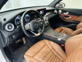 Mercedes-Benz GLC 300 4Matic 2022 - 2 tỷ 180 triệu