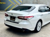 Toyota Camry 2.5Q 2020 - Thiết kế tiện nghi, hiện đại