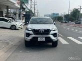 Toyota Fortuner 2.4 AT 4x2 Legender 2022 - Máy dầu số tự động 1 cầu 2WD đi đúng 25 ngàn kilomet