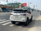 Toyota Fortuner 2.4 AT 4x2 Legender 2022 - Máy dầu số tự động 1 cầu 2WD đi đúng 25 ngàn kilomet