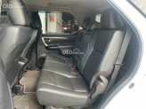 Toyota Fortuner 2.4 AT 4x2 Legender 2022 - Máy dầu số tự động 1 cầu 2WD đi đúng 25 ngàn kilomet