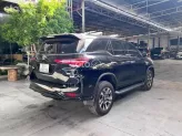 Toyota Fortuner 2.4 AT 4x2 Legender 2022 - Chạy đúng 8.000km, hỗ trợ trả góp từ 450tr