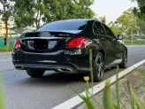 Mercedes-Benz C180 AMG 2020 - 888 triệu
