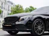 Mercedes-Benz C200 Exclusive 2019 - Xe bản FL có cửa sổ trời - Bao check xe thoải mái