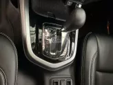 Nissan Terra 2.5L E 2WD AT 2019 - Máy xăng số tự động, odo 5 vạn km, hỗ trợ góp