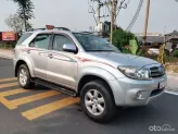 Toyota Fortuner 2.5G 4x2 MT 2010 - Giá chỉ 386 triệu