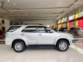 Toyota Fortuner 2.7 V 4X4 AT 2013 - SUV 7 chỗ cực đẹp, máy xăng cực khỏe, keo chỉ Zin tuyệt đối