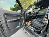 Ford Everest Titanium 2.0 AT 4x2 2020 - Màu đen biển thành phố có xuất hóa đơn