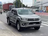 Toyota Hilux 2.4E 4x4 MT 2017 - Số sàn một chủ đi chuẩn 40 ngàn kilomet