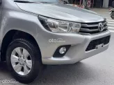 Toyota Hilux 2.4E 4x4 MT 2017 - Số sàn một chủ đi chuẩn 40 ngàn kilomet