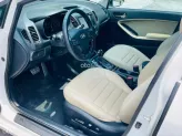 Kia Cerato 1.6 AT Premium 2017 - 5,2v form 2018 có sạc ko dây