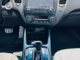 Kia Cerato 1.6 AT Premium 2017 - 5,2v form 2018 có sạc ko dây