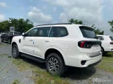 Ford Everest Ambiente 2.0 AT 4x2 2024 - Giảm 100% thuế Trước Bạ + Tặng phụ kiện Bảo hiểm chính hãng