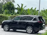 Lexus LX 600 VIP 2024 - 4 chỗ màu Đen nội thất nâu siêu lướt 5.800 km