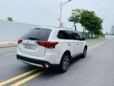 Mitsubishi Outlander 2.0 CVT Premium 2018 - Xe đẹp, giá tốt, trang bị full options