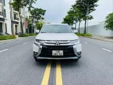 Mitsubishi Outlander 2.0 CVT Premium 2018 - Xe đẹp, giá tốt, trang bị full options