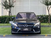 Mercedes-Benz C300 AMG 2018 - Lướt