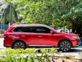 Mitsubishi Outlander 2.0 CVT Premium 2020 - Giá 699tr