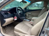 Toyota Camry 2.0E 2014 - Bảo dưỡng 5000 km thay nhớt một lần miễn phí