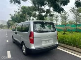 Hyundai Grand Starex 2.4 MT 2009 - 9 chỗ máy xăng